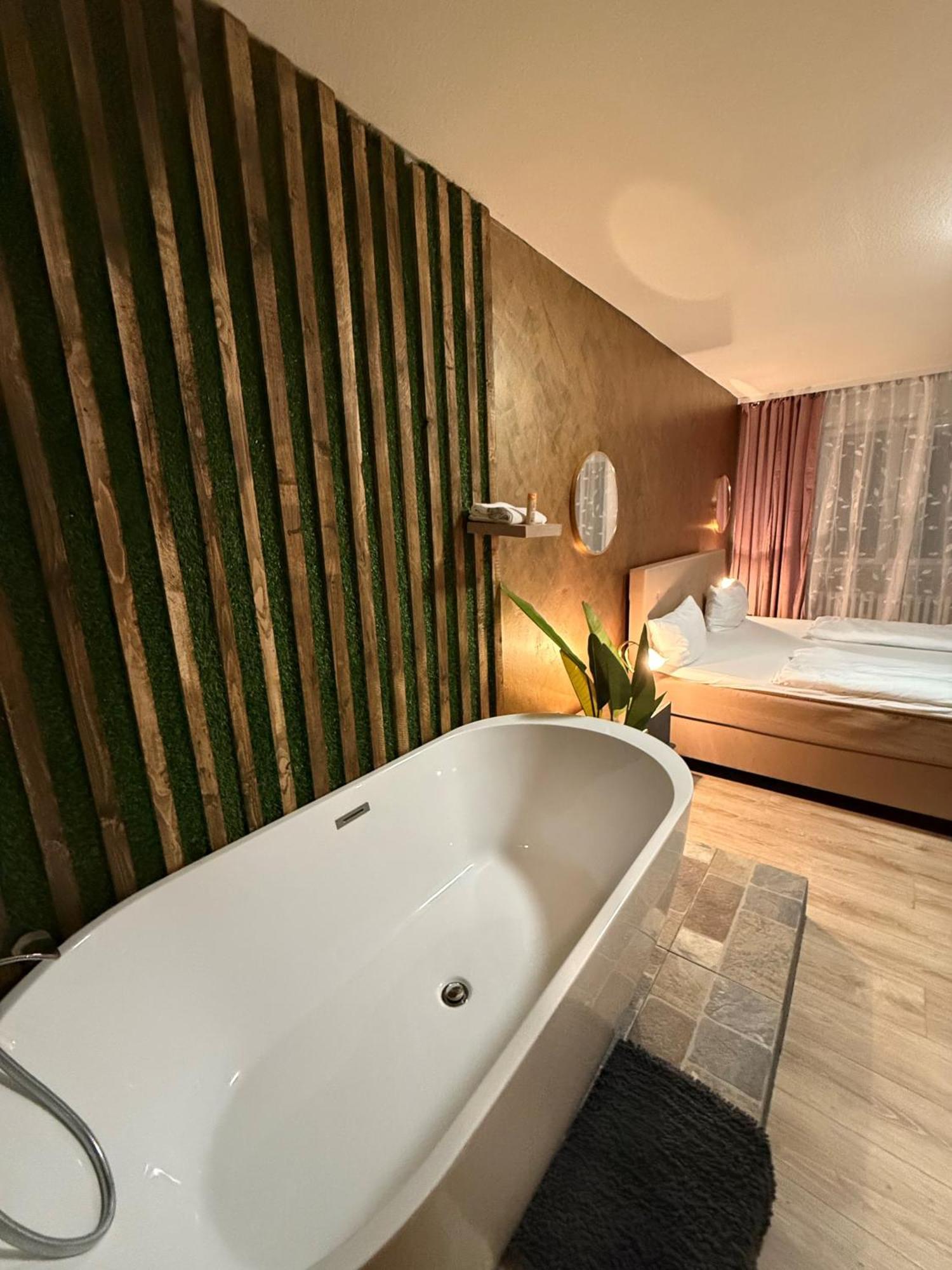 Haus Zum Guten Hirten Steinsfeld Zewnętrze zdjęcie